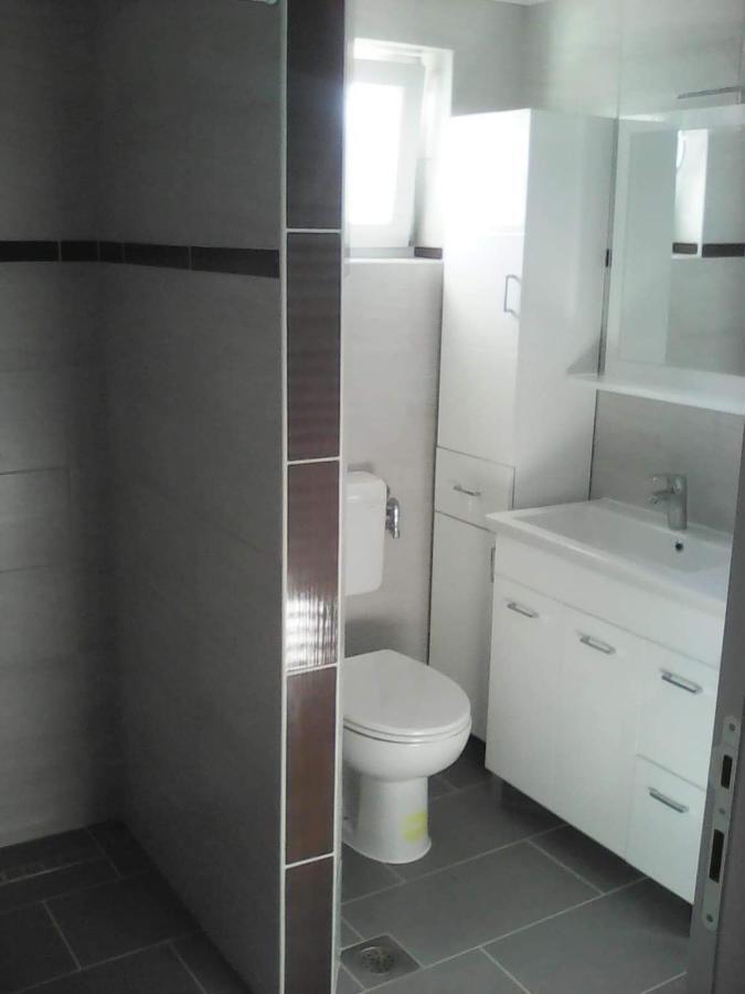 Apartmani Pavkovic Stari Mikanovci Exterior foto